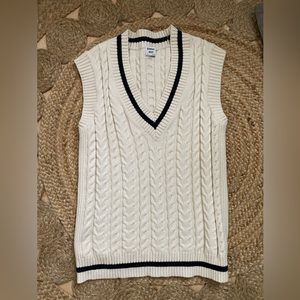 Aritzia Winston Sweater Vest